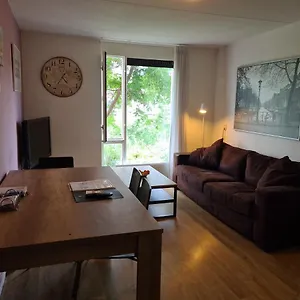  Habitación en casa particular Johan's B&b, Dakterras & Goedkoop Parkeren - Sinds 2014